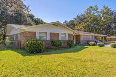 3-web-or-mls-20 Walnut Ave-03
