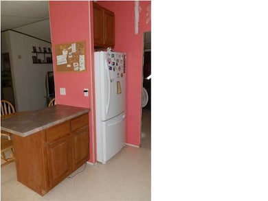 eating bar in kitchen