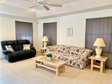 326 Diana Dr, Alamo, TX 78516 - photo 2