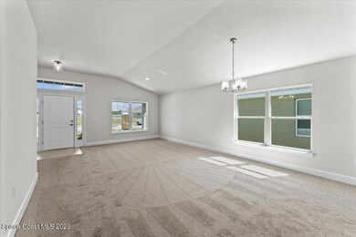 Living Room / Dining Room
