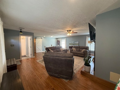 753 Cr-1216, Morgantown, KY 42261 - photo 3