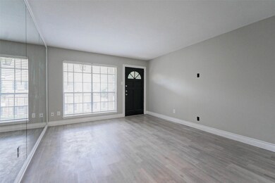 845 Wax Myrtle Ln unit A, Houston, TX 77079 - photo 6