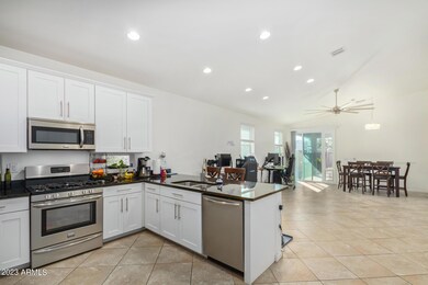 3711 E Aspen Ave, Mesa, AZ 85206 - photo 7