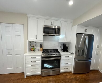 103 Welwyn St unit 14D, Lake Bluff, IL 60044 - photo 6