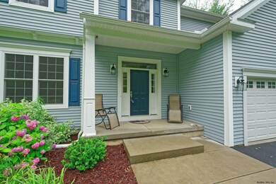 711 St Marks Ln, Schenectady, NY 12309 - photo 4