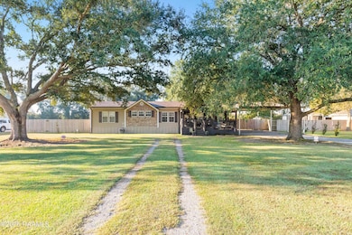 7713 Fred Romero Rd, New Iberia, LA 70560 - photo 2