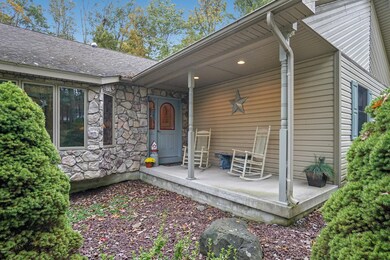 137 Buckboard Ln, Lords Valley, PA 18428 - photo 3