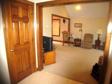 11806 Birch Ct, Leo, IN 46765 - photo 3