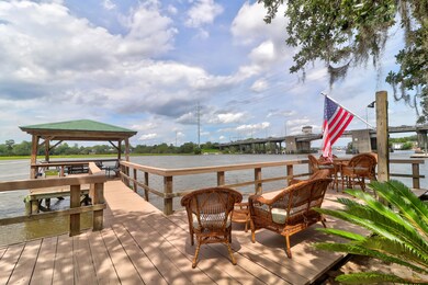 150 Wappoo Creek Drive