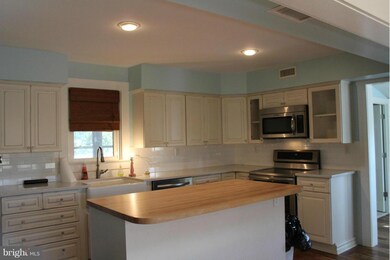 2286 Stoney Knoll, Colonial Beach, VA 22443 - photo 4