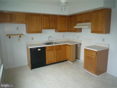 18 Alans Ln, Boyertown, PA 19512 - photo 5