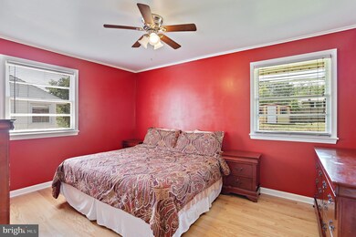 6406 Inlet St, New Carrollton, MD 20784 - photo 7