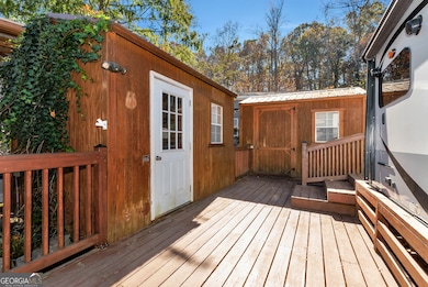 518 Riverside Dr, Cleveland, GA 30528 - photo 2