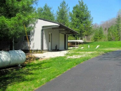 5817 S Black Ankle Rd, Bloomfield, IN 47424 - photo 4