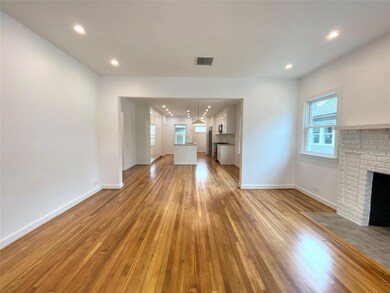 1507 Branard St, Houston, TX 77006 - photo 2