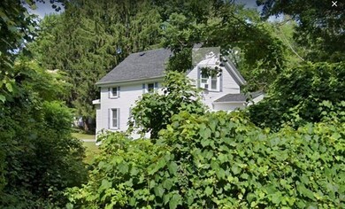 393 Meridian St, Fall River, MA 02720 - photo 4