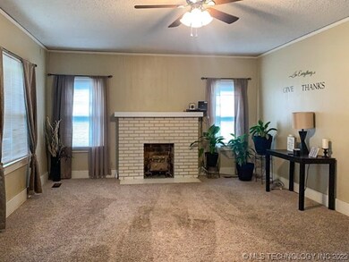 517 E 15th St, Okmulgee, OK 74447 - photo 3