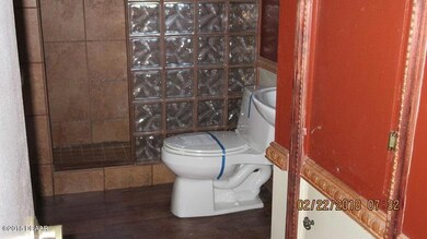 548 Bathroom 1