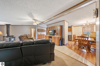 2340 S Quanicassee Rd, Reese, MI 48757 - photo 3