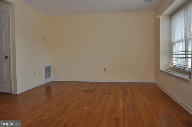 604 Tudor Dr, Winchester, VA 22603 - photo 2
