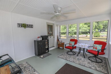 31 Hampshire Dr, Franklin, NH 03235 - photo 7