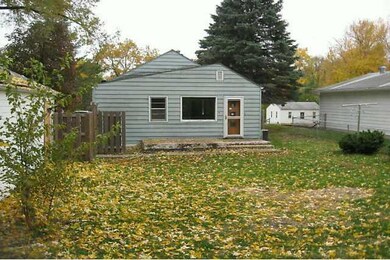 2744 E Douglas Ave, Des Moines, IA 50317 - photo 5