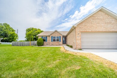 6746 Knoll Crest Way, Pendleton, IN 46064 - photo 2