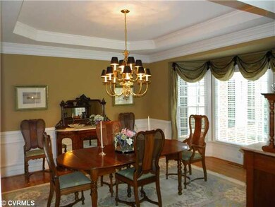 Dining Room - Tray ceiling and bay window