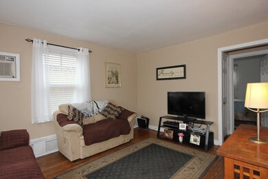 758 Gardner Rd, Westchester, IL 60154 - photo 4