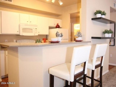 411 E Indian School Rd unit 2-1, Phoenix, AZ 85012 - photo 3