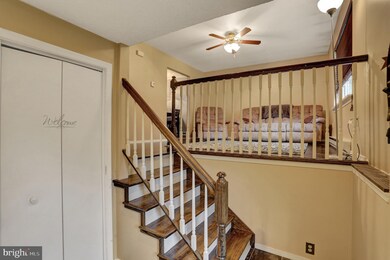137 Lenker Dr, Williamstown, PA 17098 - photo 2