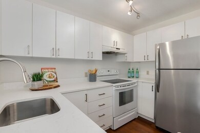 273 Cambridge Rd unit 501, Woburn, MA 01801 - photo 6