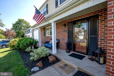 665 Barclay Ln, Broomall, PA 19008 - photo 2