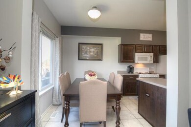 1681 Spaulding Rd unit 563, Bartlett, IL 60103 - photo 2