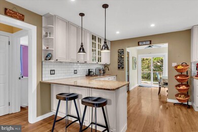 281 Linden St, Moorestown, NJ 08057 - photo 6