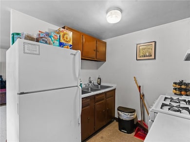 74 Watson St, Central Falls, RI 02863 - photo 3