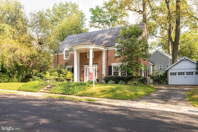 1011 Hunters Ln, Wynnewood, PA 19096 - photo 4