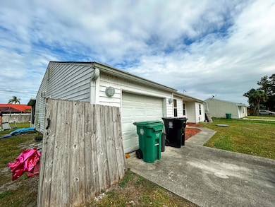 1853 SE Dranson Cir, Port Saint Lucie, FL 34952 - photo 6