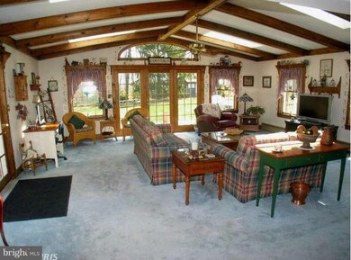 811 Lee Ave, Sykesville, MD 21784 - photo 6