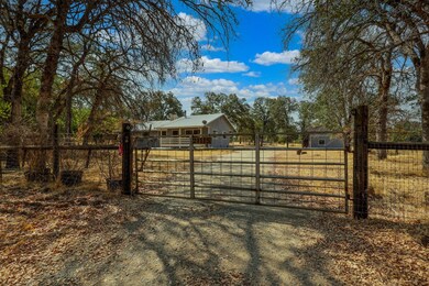 21115 Oak Knoll Rd, Redding, CA 96003 - photo 4