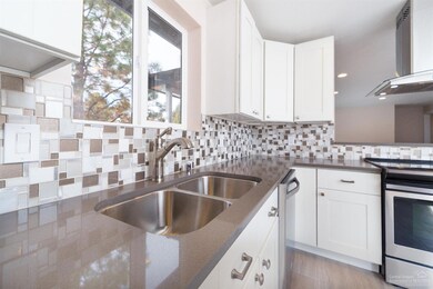 596 NE 12th St, Bend, OR 97701 - photo 7