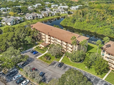 Applewood Village I unit A106, Coconut Creek, FL 33066 - photo 4