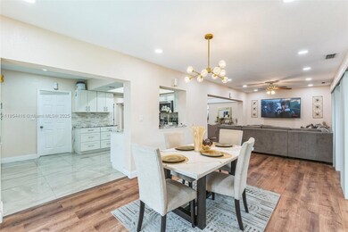 5706 S Travelers Palm Ln, Tamarac, FL 33319 - photo 4