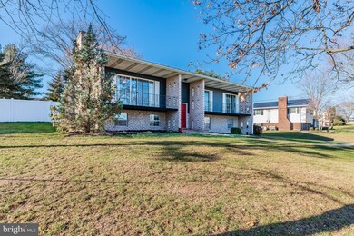 133 Linwood Dr, Chambersburg, PA 17202 - photo 2