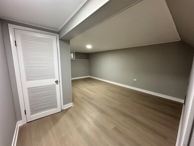 400 E Allison St, Elmhurst, IL 60126 - photo 7