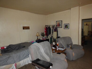 752 S Columbia St, Frankfort, IN 46041 - photo 6