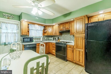 1911 S Galloway St, Philadelphia, PA 19148 - photo 7