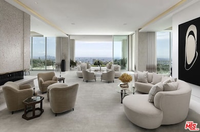 1500 Gilcrest Dr, Beverly Hills, CA 90210 - photo 2