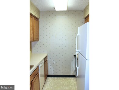 101 Ravens Crest Dr, Plainsboro, NJ 08536 - photo 6