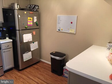 9220D Cardinal Forest Ln unit D, Lorton, VA 22079 - photo 7